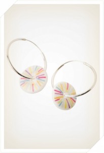 mini_hoop_earring_rainbow_stripe